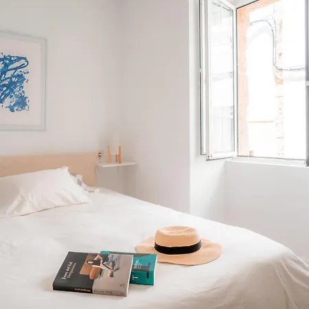 Casa Dos Infantes * Muros